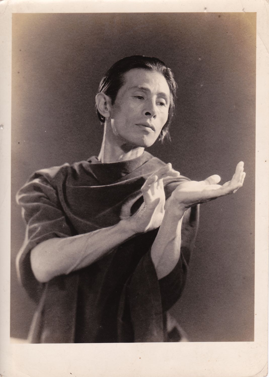 モダーンダンサー 大野一雄