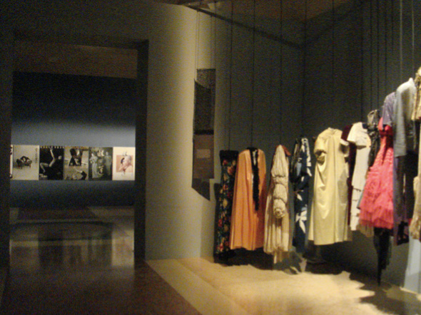 *(B) photo : Lucia Baldini